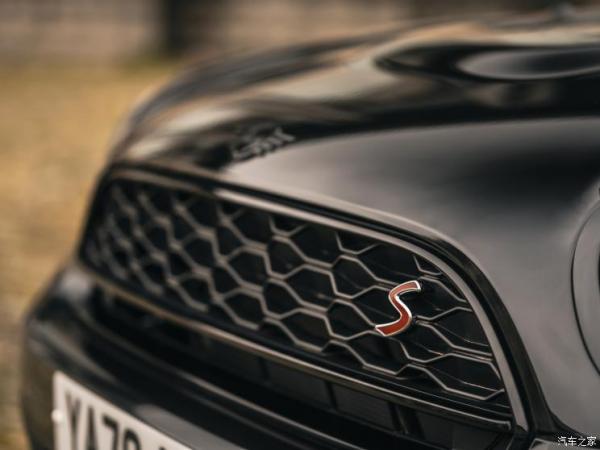 MINI MINI COUNTRYMAN 2021款 COOPER S ALL4 Shadow Edition 英国版