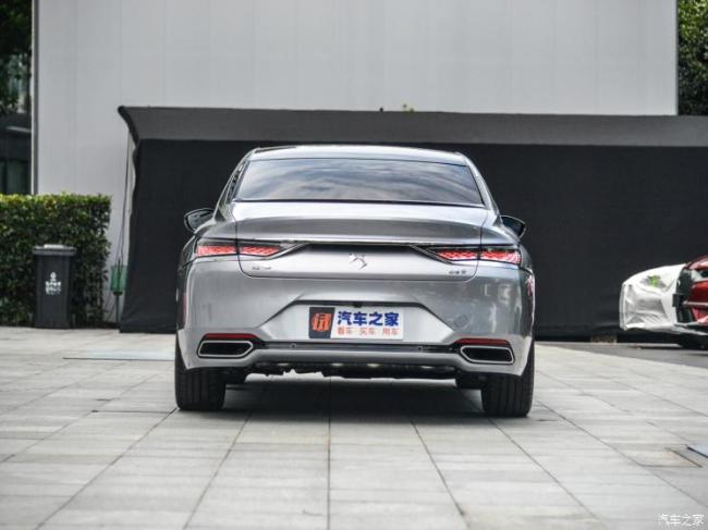 DS汽车 DS 9 2021款 45THP 歌剧院版
