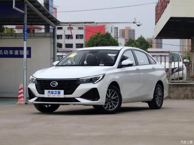 广汽乘用车 传祺GA4 2021款 PLUS 235T 自动尊享版