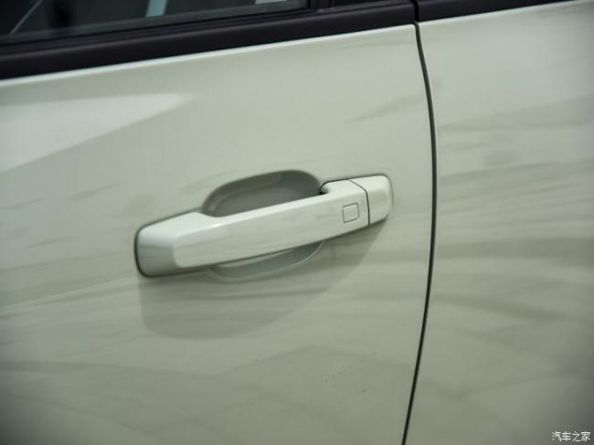长城汽车 坦克300 2021款 城市版 2.0T 很有型