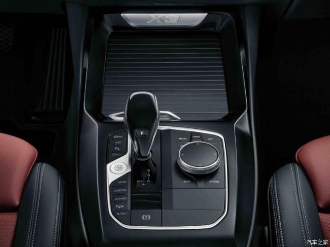 华晨宝马 宝马X3 2022款 xDrive30i 尊享型 M曜夜套装
