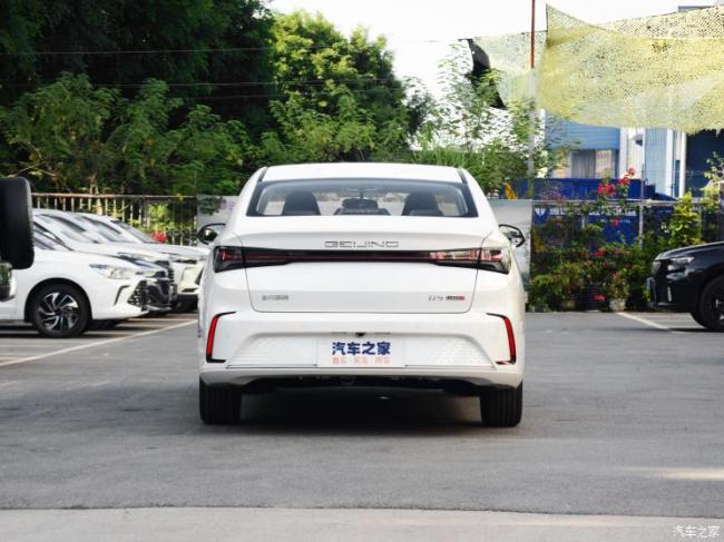 北京汽车 北京U5 PLUS 2021款 1.5L 手动豪华版