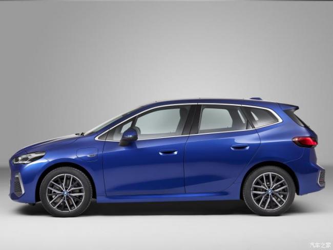 宝马(进口) 宝马2系旅行车新能源(进口) 2022款 230e xDrive M Sport 欧洲版