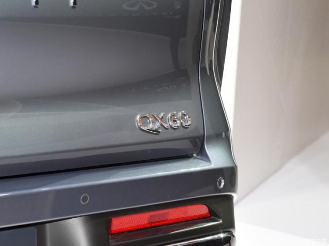 东风英菲尼迪 英菲尼迪QX60 2022款 基本型