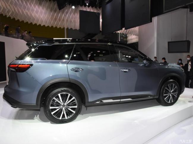 东风英菲尼迪 英菲尼迪QX60 2022款 基本型