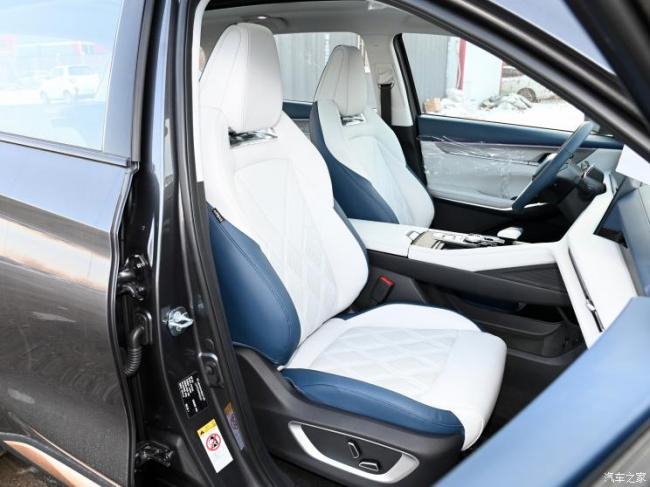长安汽车 长安CS75 PLUS 2022款 第二代 2.0T 自动旗舰型