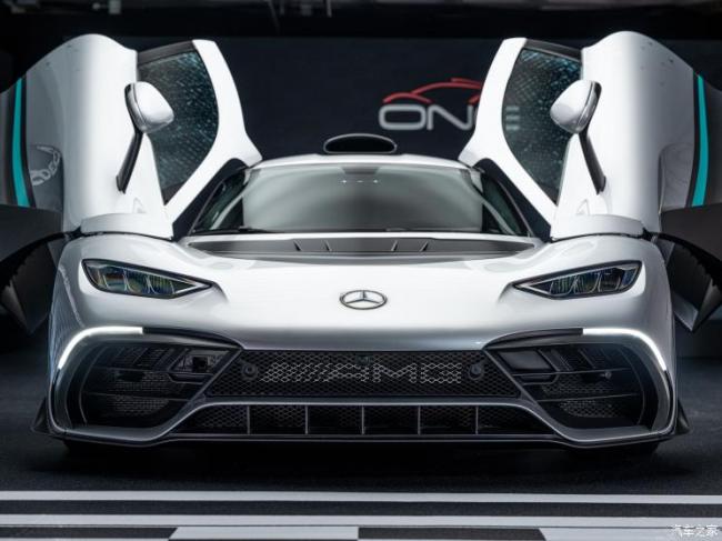 梅赛德斯-AMG AMG ONE 2023款 基本型