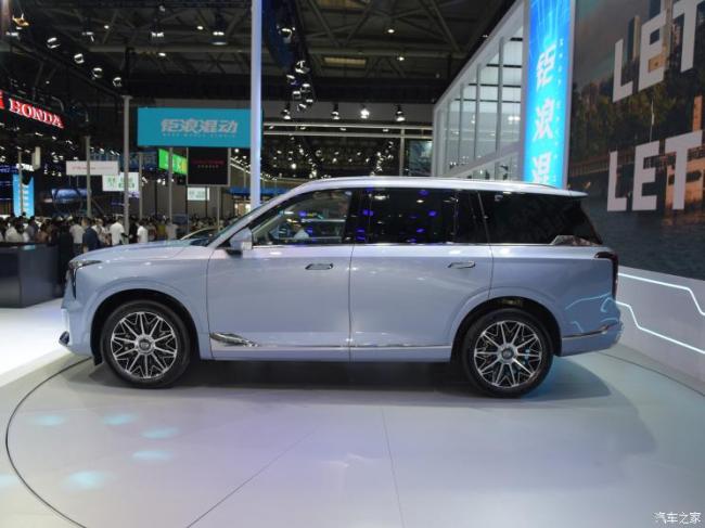 广汽乘用车 传祺GS8 2022款 双擎系列 2.0TM 四驱旗舰版（六座）