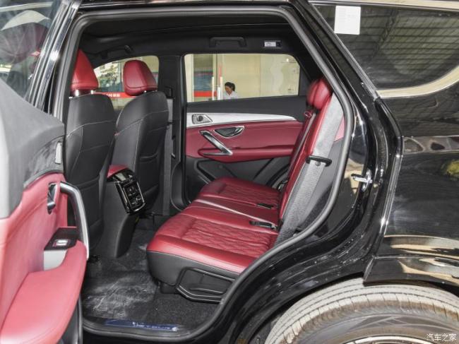 奇瑞汽车 捷途X70 PLUS 2023款 1.6T DCT强者PRO 7座