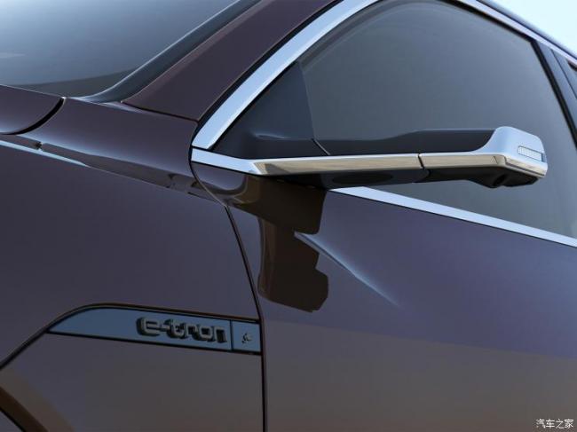 奥迪(进口) 奥迪Q8 e-tron Sportback 2023款 基本型