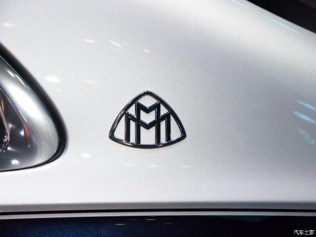 梅赛德斯-迈巴赫 迈巴赫S级 2023款 S 680 4MATIC 匠心高定首发版双色