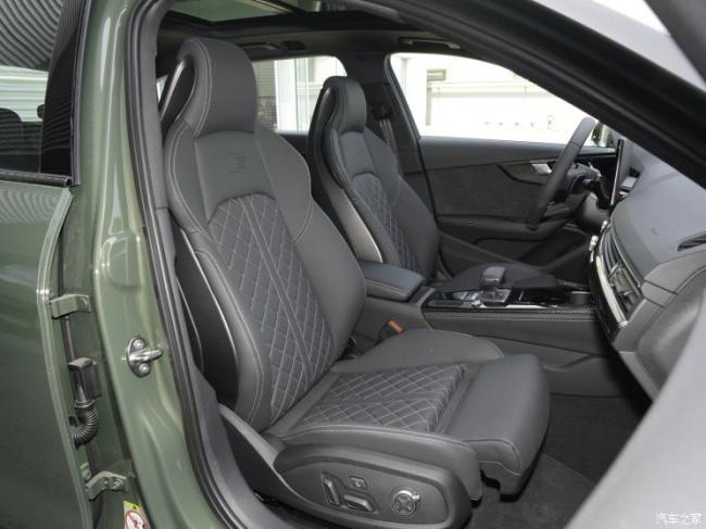奥迪(进口) 奥迪S4 2023款 S4 Avant 3.0TFSI