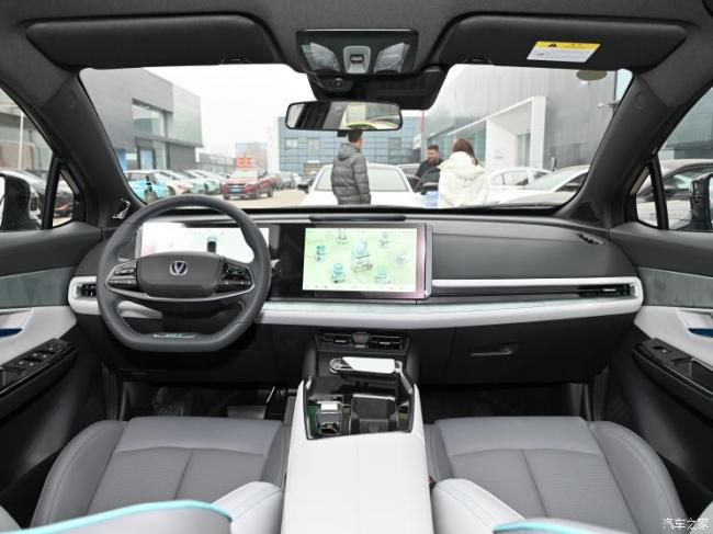 长安汽车 长安UNI-T 2023款 第二代 1.5T 尊贵型