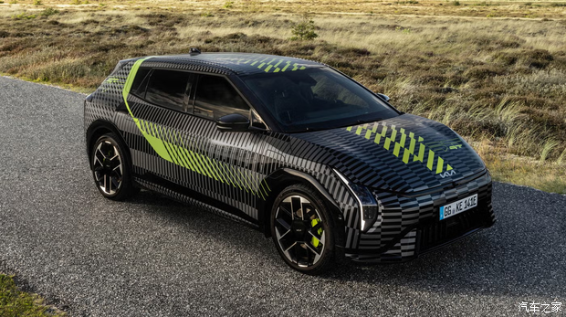 将在2026年一季度上市/造型更运动 起亚EV4 GT谍照曝光 将在2026年一季度上市/造型更运动 起亚EV4 GT谍照曝光