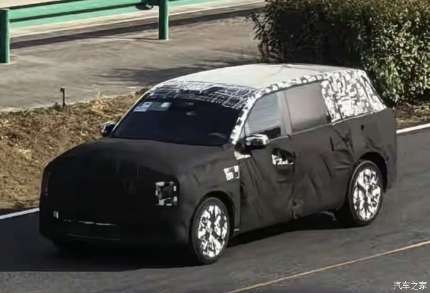 对标劳斯莱斯库里南？尊界SUV最新谍照曝光！